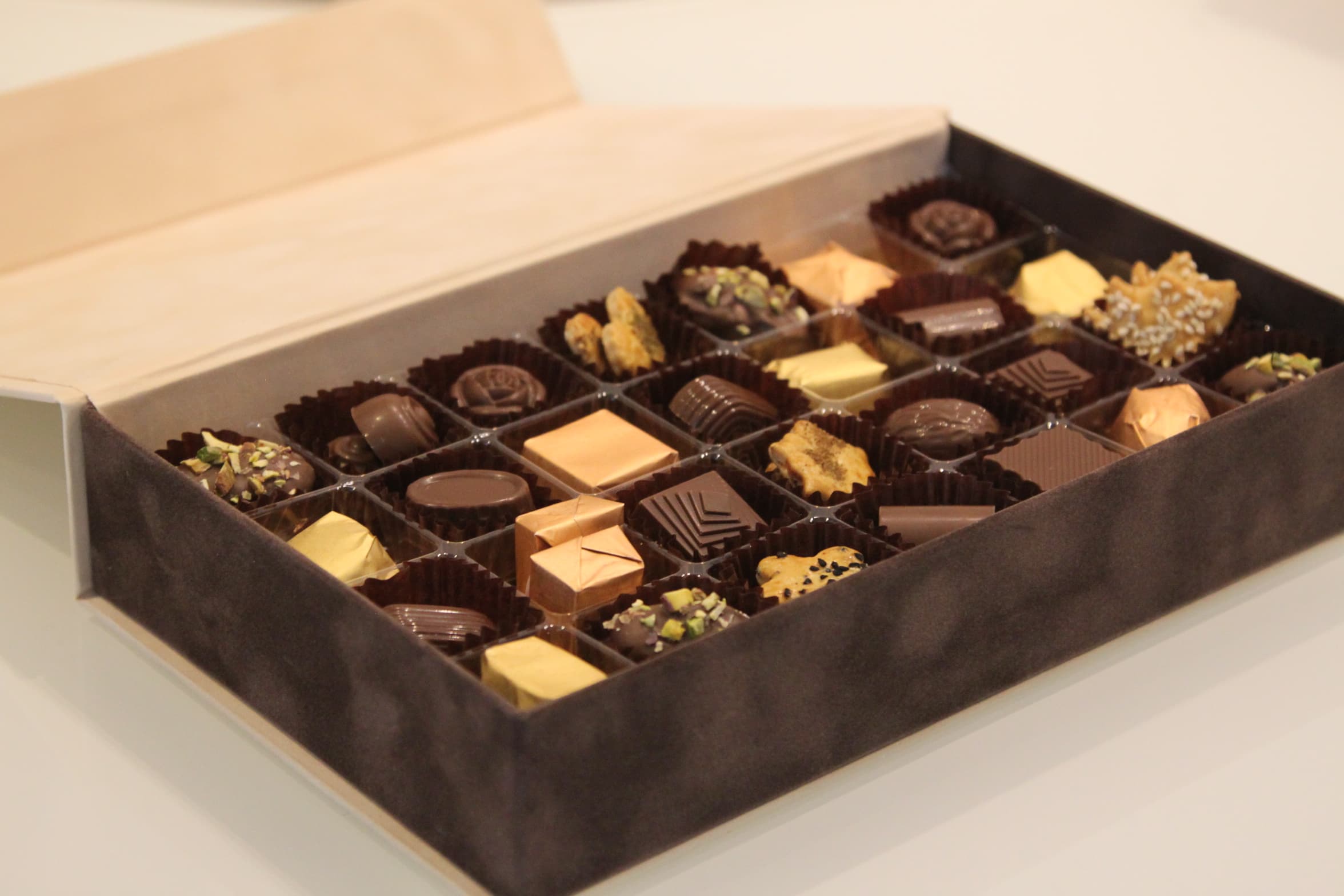 Luxury gifting suite and presentation boxes